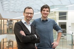 Acus-Firmengründer Martin Denzel (links) und Moritz Horn vom Max-Planck-Institut für Biologie des Alterns.